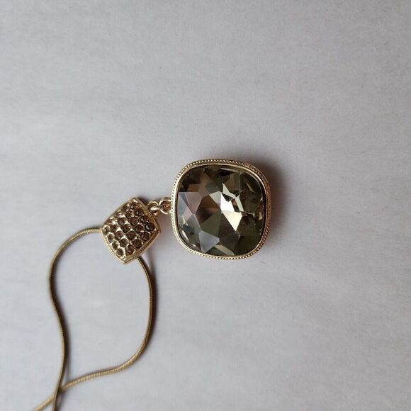 Vintage MONET Twisted Topaz Crystal Rhinestone Gold medalion cord Necklace NWT - Picture 11 of 12